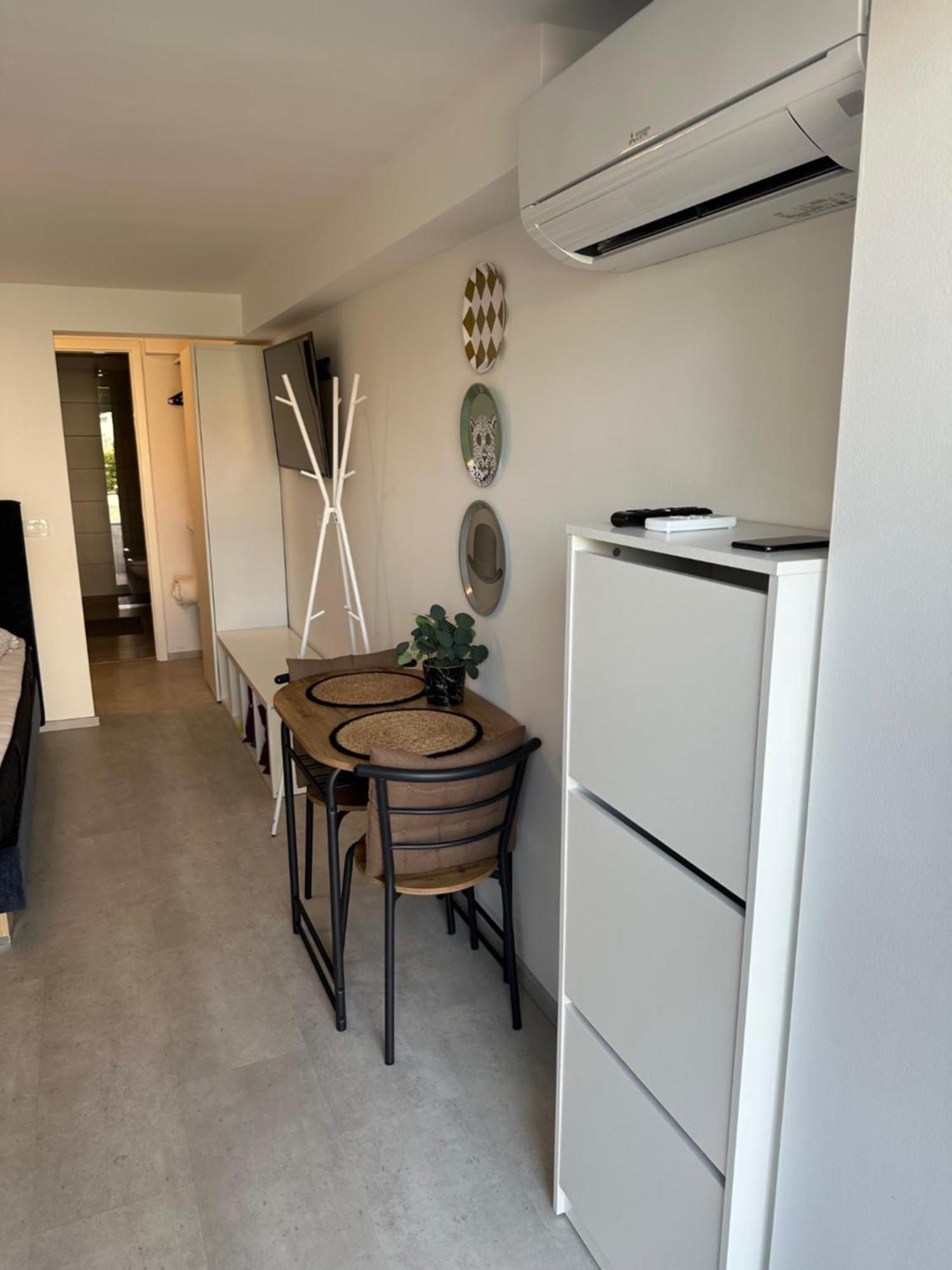 Abby Apartment コペル エクステリア 写真